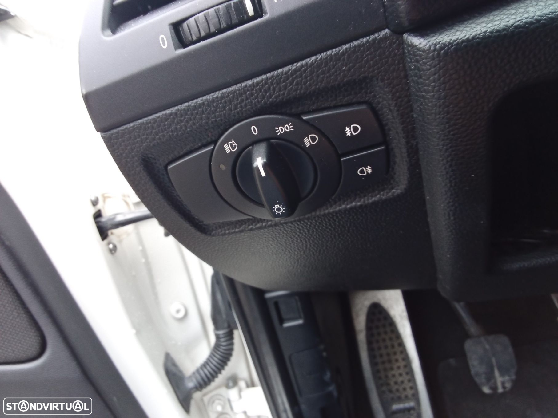 BMW 118 d Pack M - 24