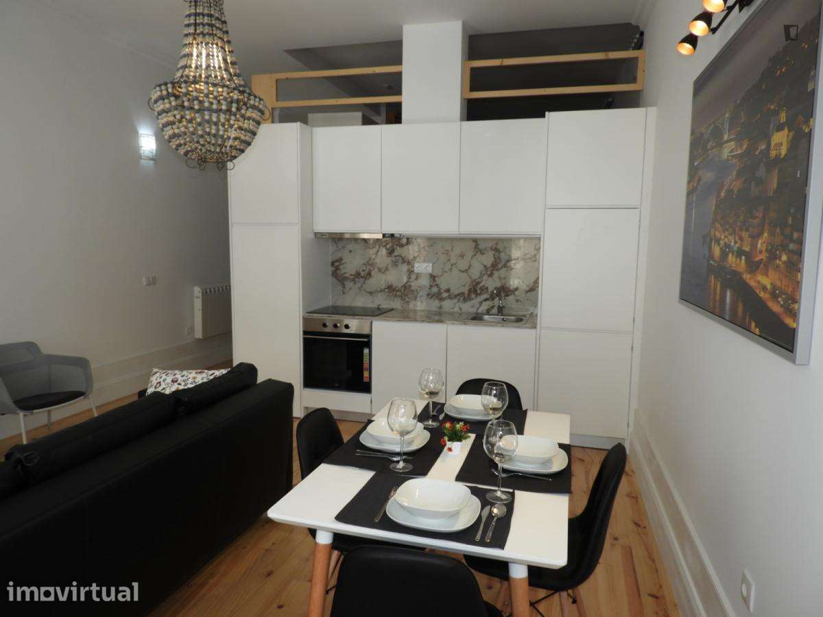 Apartamento com 1 quartos - localizado em Santo Ildefonso Porto - Grande imagem: 5/9