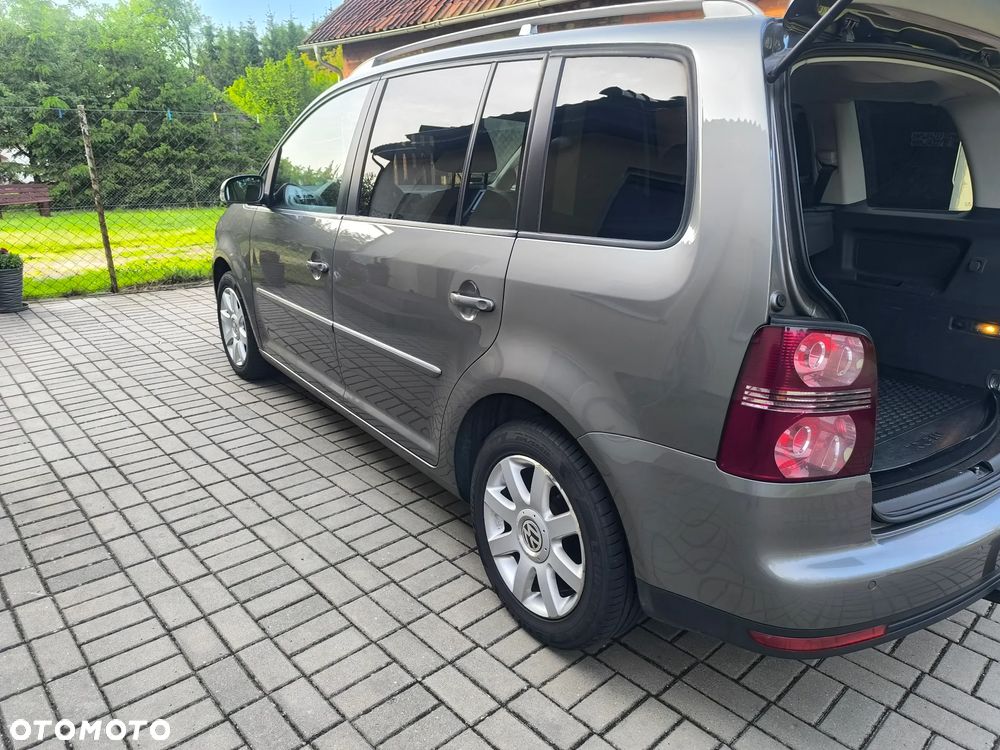 Volkswagen Touran 2.0 TDI DPF Trendline - 7