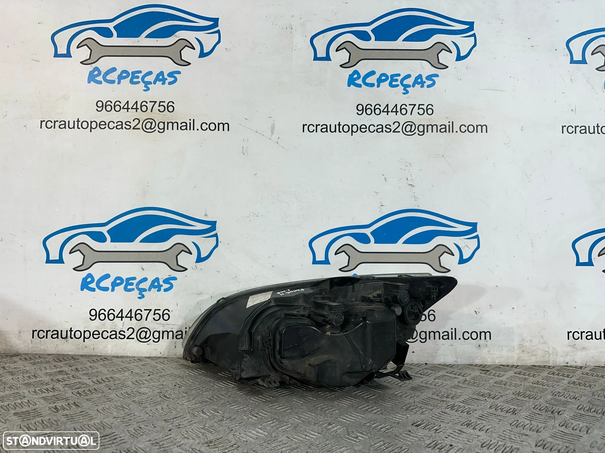 .Conjunto Oticas Farois Frente Frontal Esquerda Direita Ford Focus 2 Mk2 Fase 1 4M51-13W030-BC 4M51-13W030-BC - 13