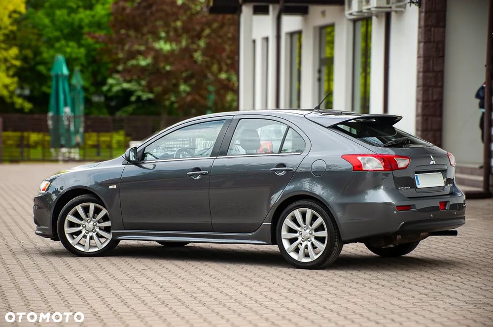 Mitsubishi Lancer 1.8 CVT Intense - 20