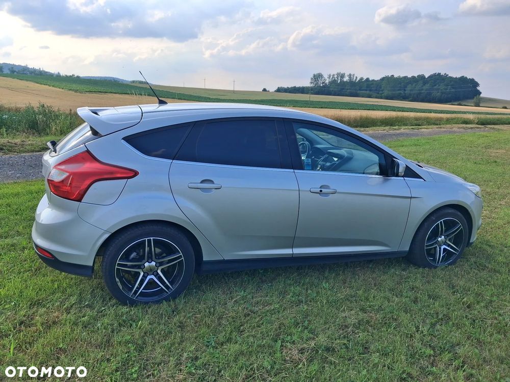 Ford Focus 1.6 EcoBoost Edition - 4