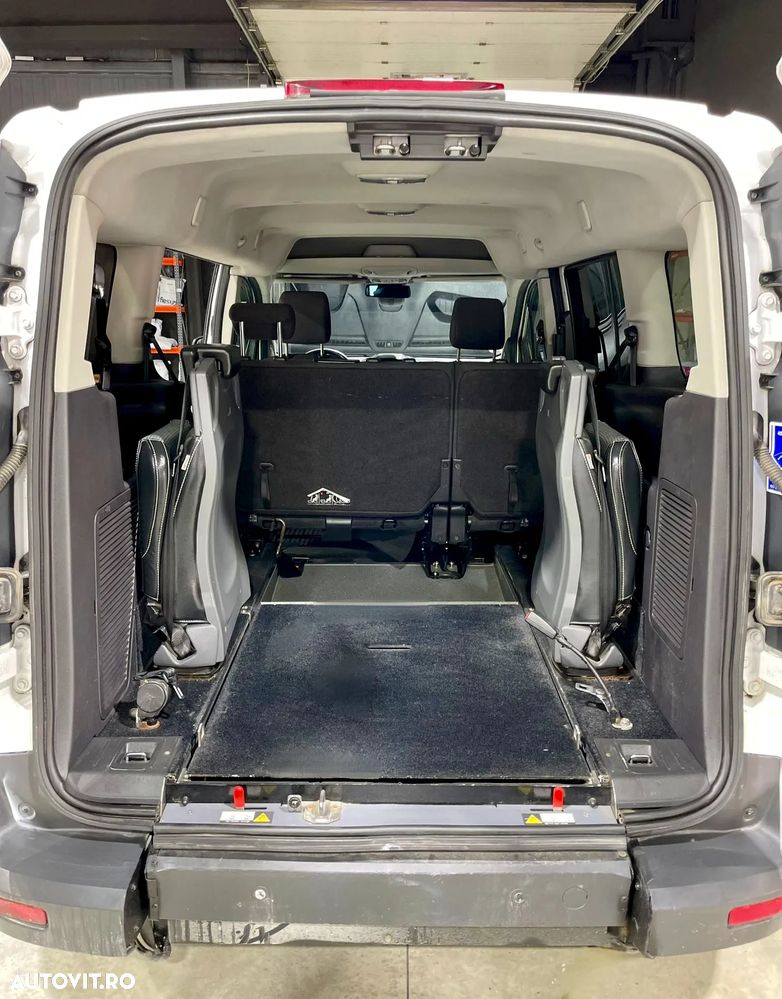 Ford Transit Connect - 7