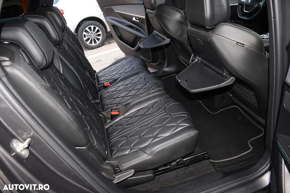Peugeot 5008 BlueHDI 130 EAT8 Allure - 32