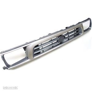 Grelha da frente Toyota Hilux LN145 1997-2001 - 1