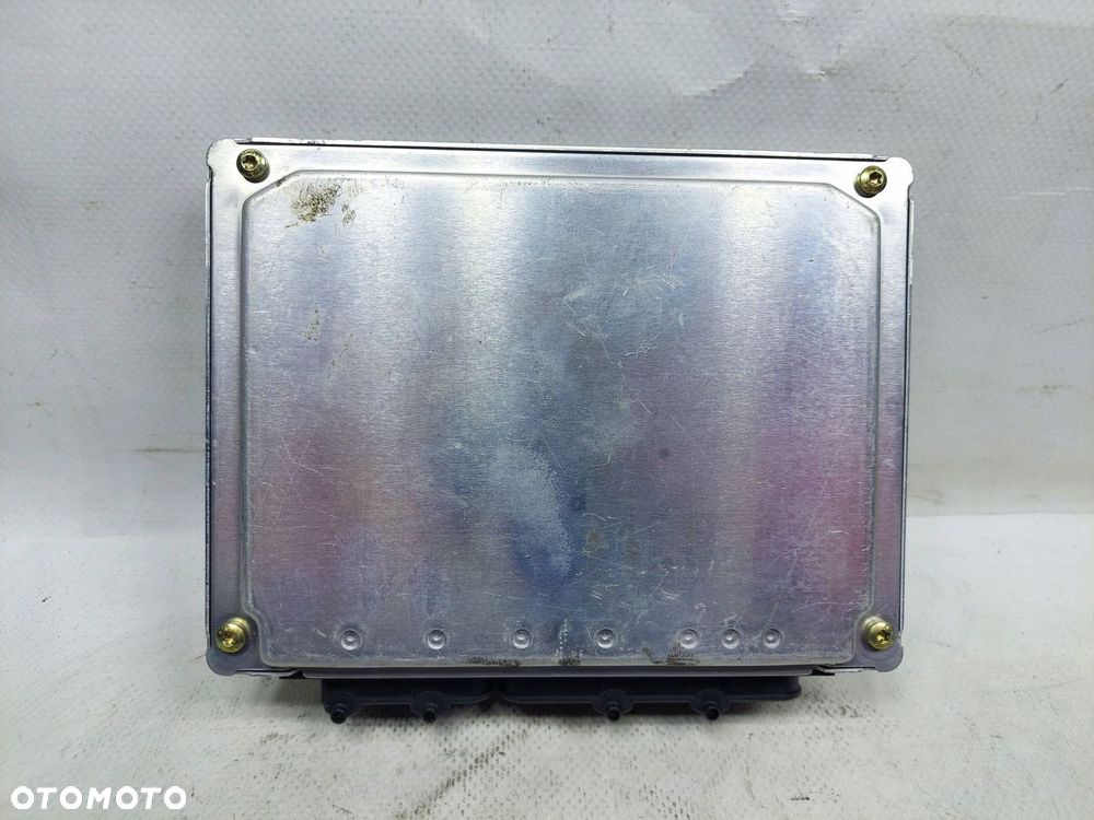 Sterownik Komputer Silnika 4B0907552F 0261204812 Audi A6 C5 2.4 - 2