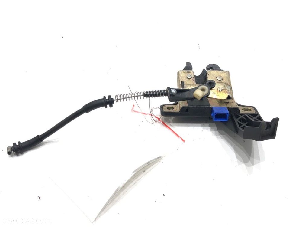 ZAMEK KLAPY TYŁ - 76.00 PLN - AUDI A4 B6 (8E2) 2000 - 2005 1.9 TDI 96 kW [130 KM] olej napędowy - 3