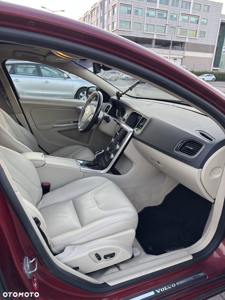 Volvo S60 T5 Geartronic Momentum - 6