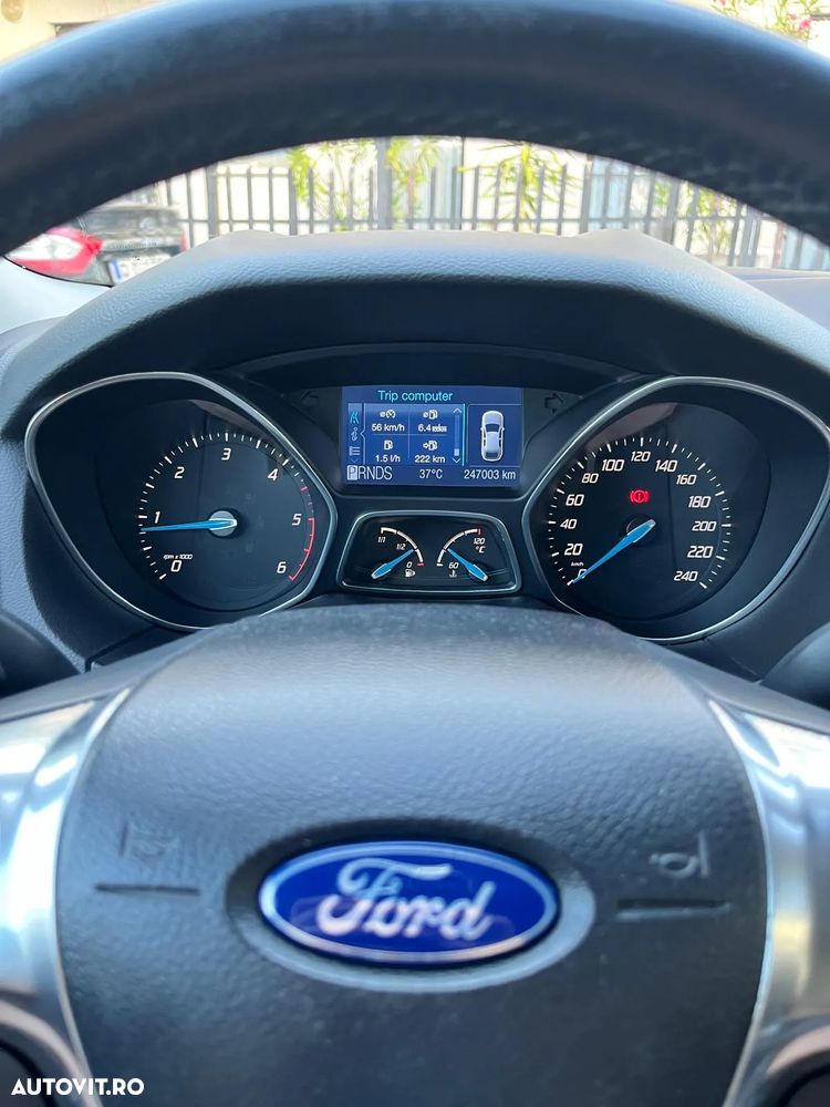 Ford Focus 2.0 TDCI DPF Powershift Titanium - 17