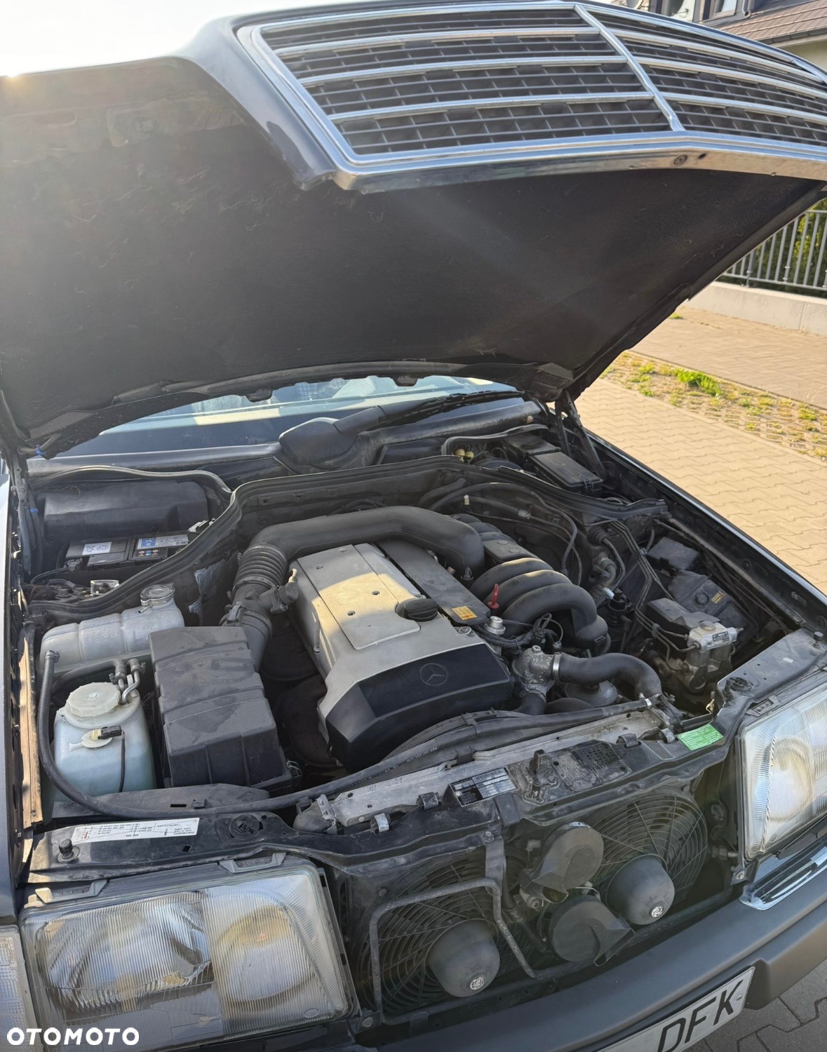 Mercedes-Benz Klasa E 320 - 23