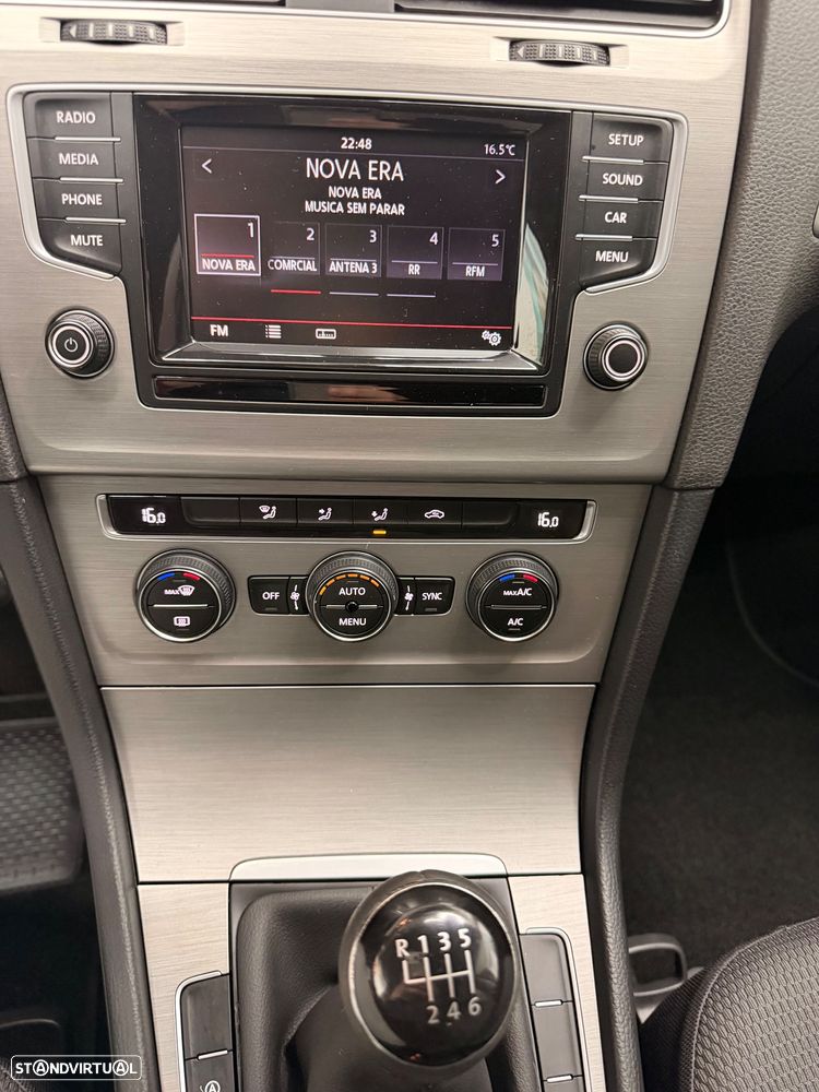 VW Golf 1.6 TDi BlueMotion Confortline - 29