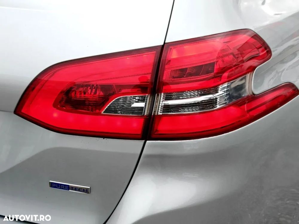 Peugeot 308 1.2L PureTech 130 S&S EAT8 GT - 27