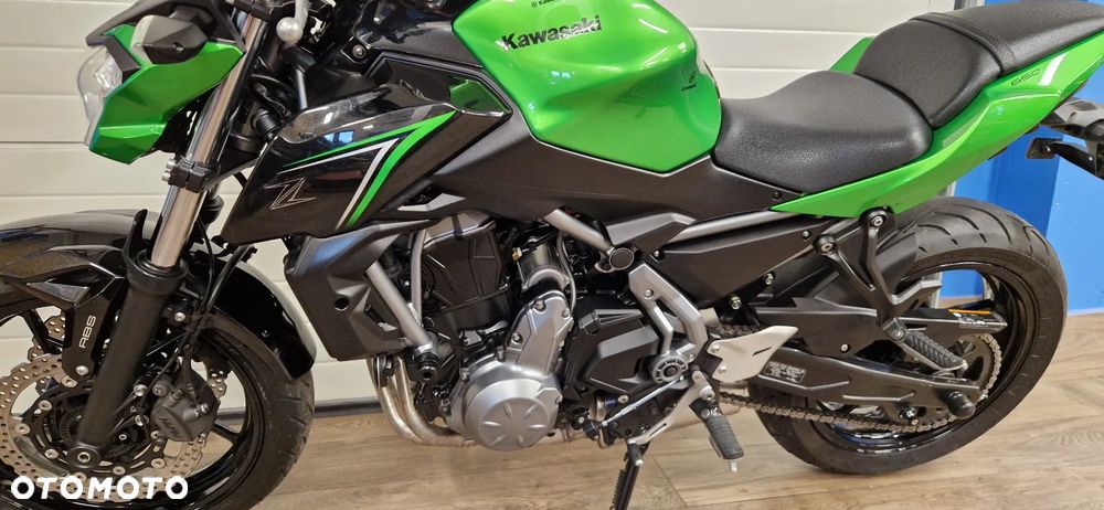 Kawasaki Z 650 - 12