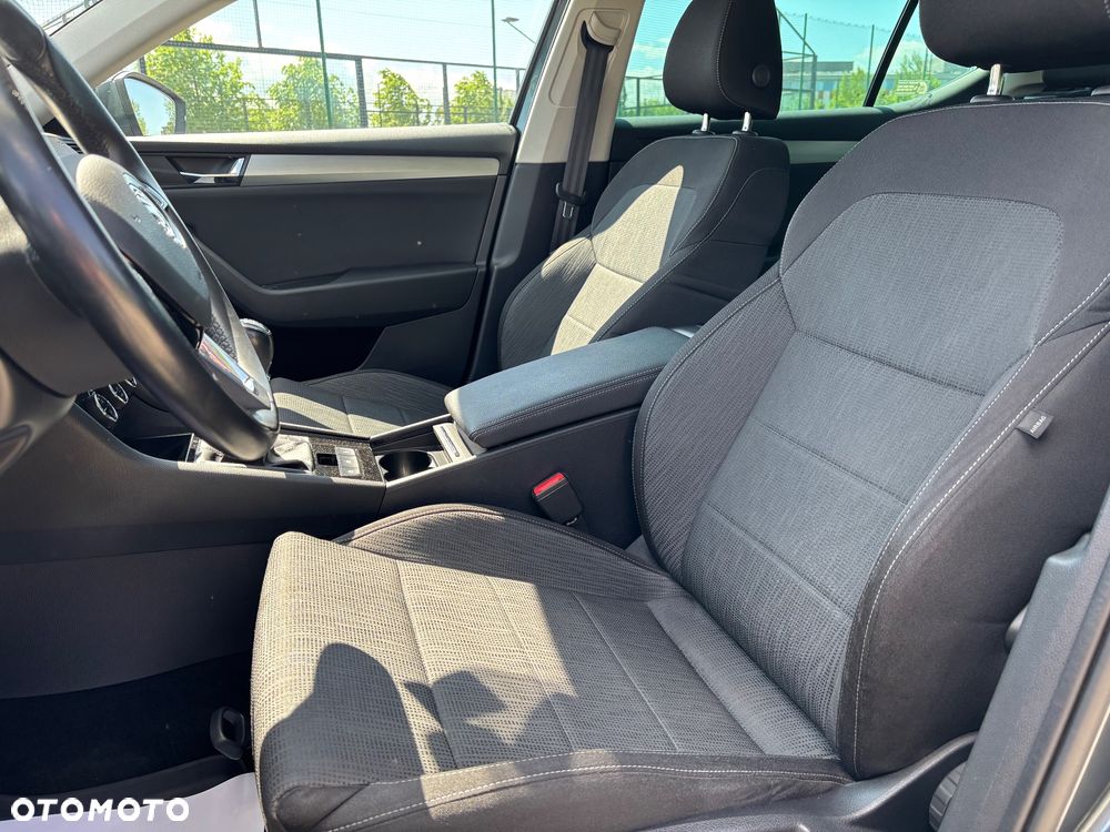 Skoda Superb 1.8 TSI Ambition - 17