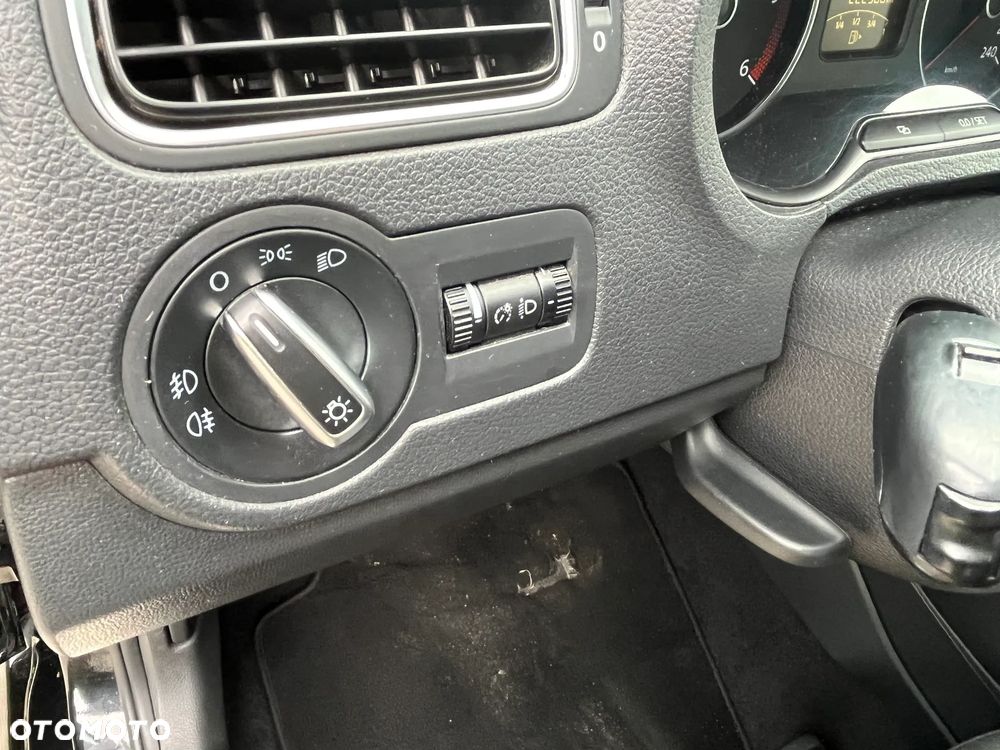 Volkswagen Polo - 22