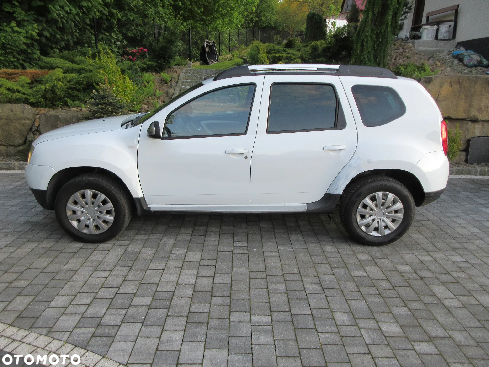 Dacia Duster 1.6 SCe Comfort 4WD - 17