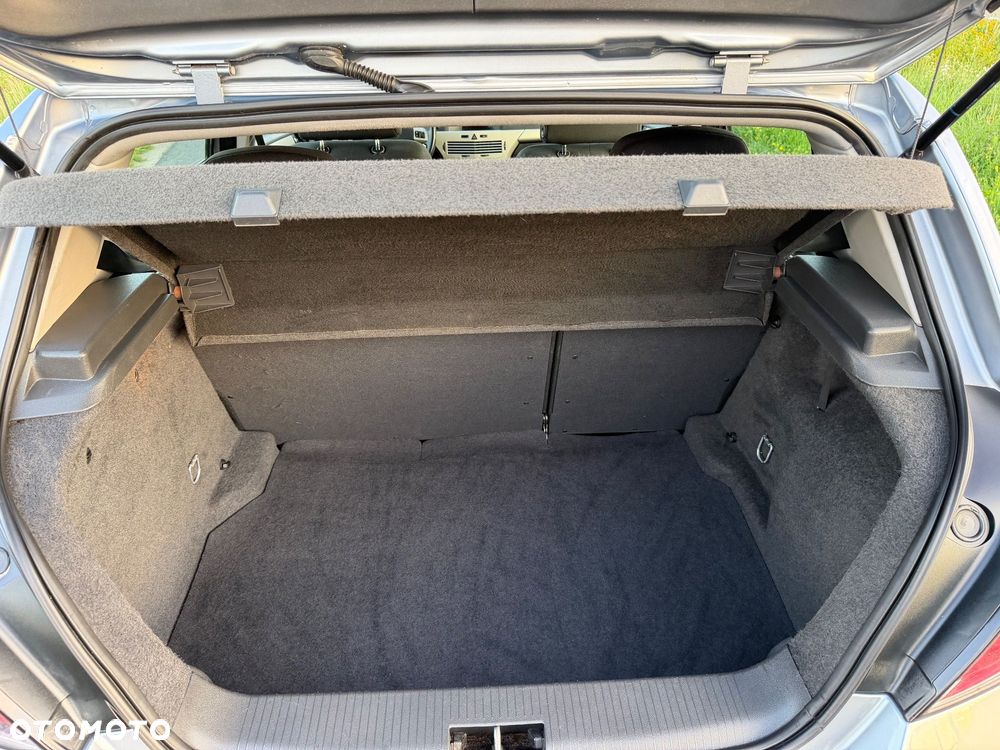 Opel Astra 1.4 Enjoy - 23