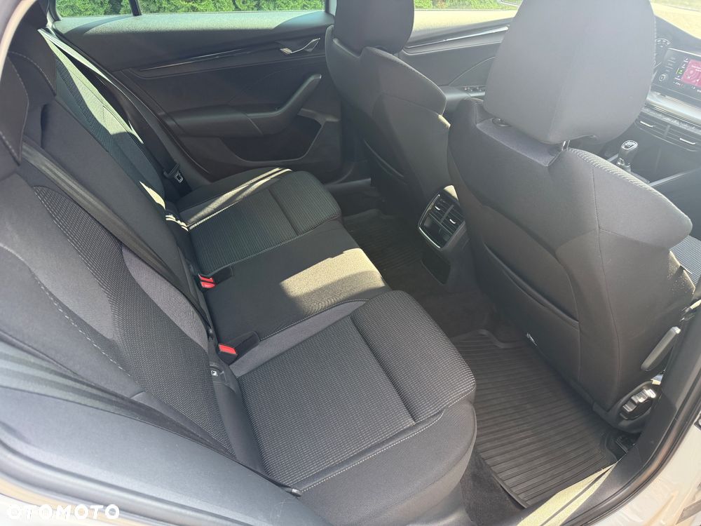 Skoda Octavia 1.5 TSI ACT Ambition - 28