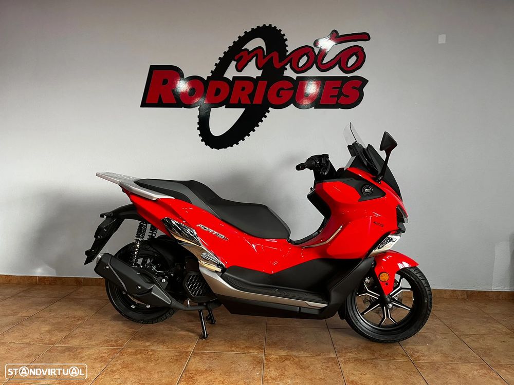 QJ Motor Fort 125N - OFERTA DE MATRÍCULA - 1