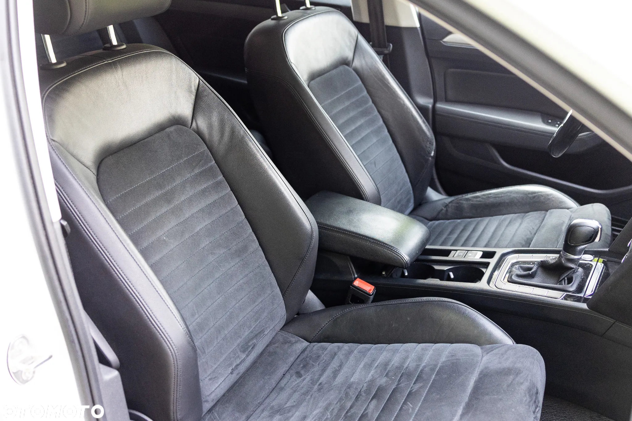 Volkswagen Passat - 10