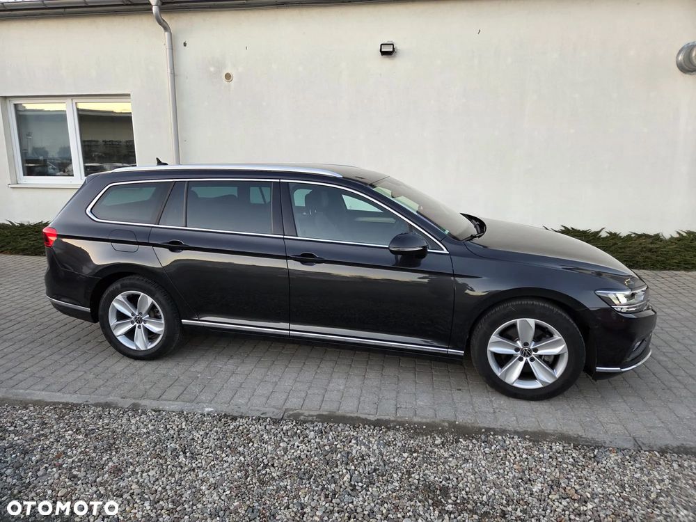 Volkswagen Passat - 5