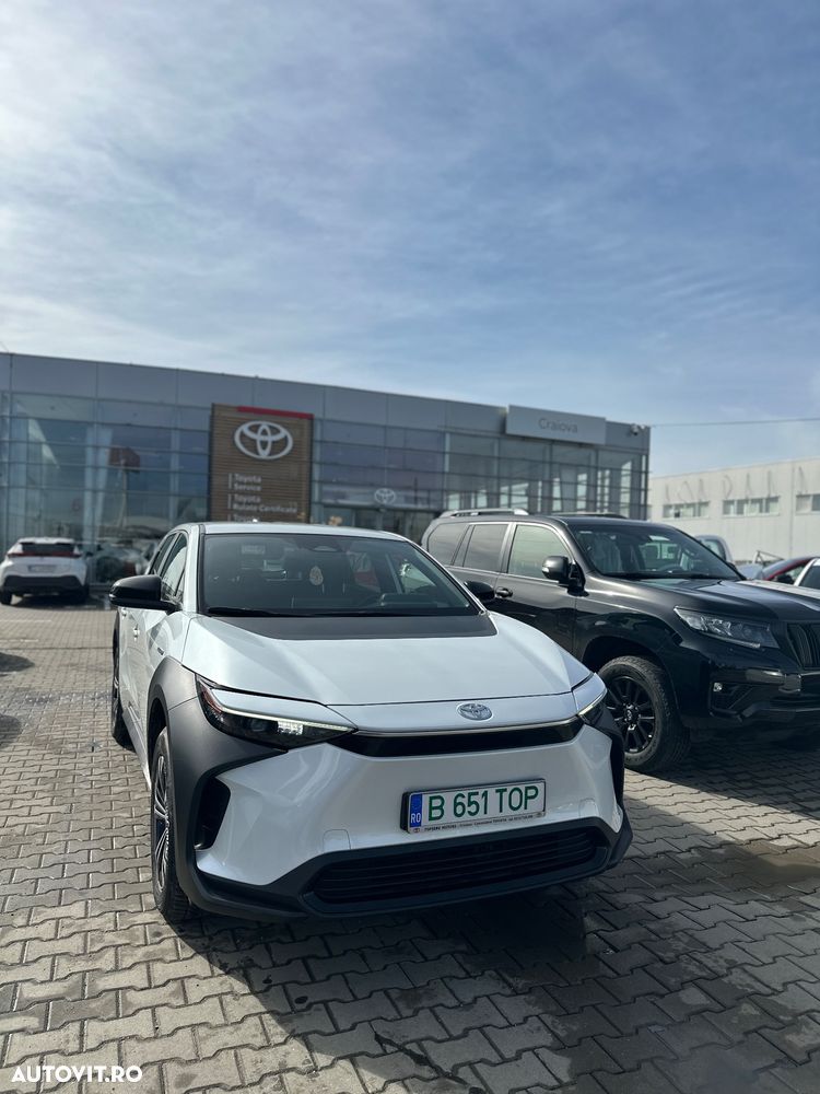 Toyota BZ4X 160 KW AWD (4x4) Dynamic - 6