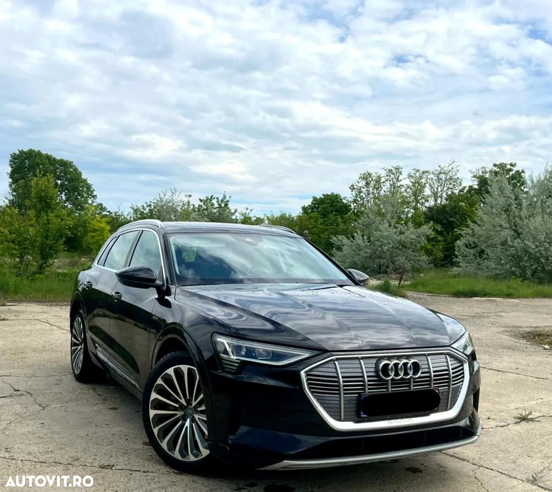Audi e-tron 50 quattro - 12