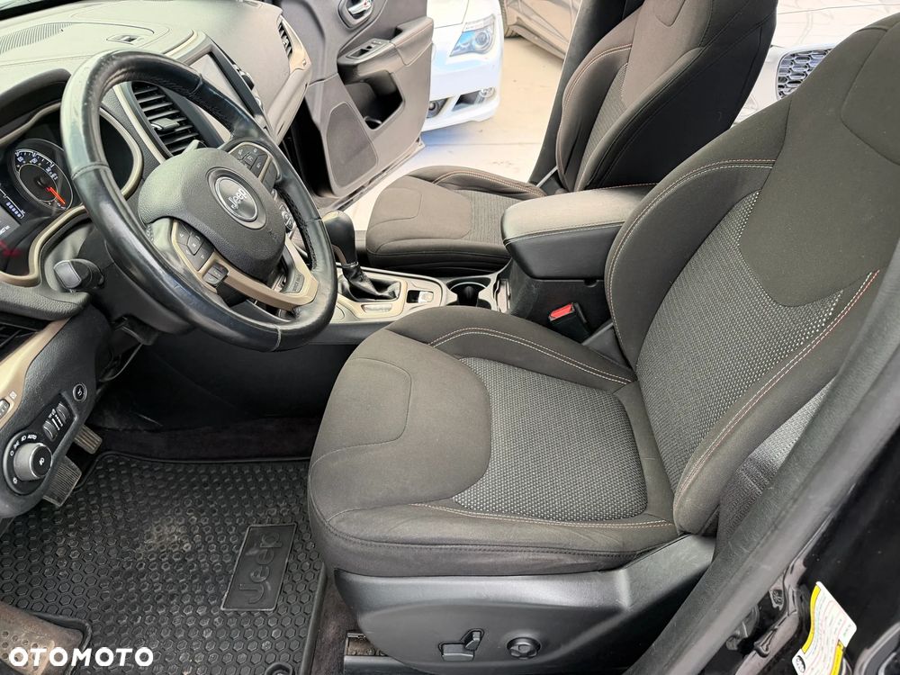 Jeep Cherokee 3.2 V6 Pentastar Active Drive I Automatik Limited - 8
