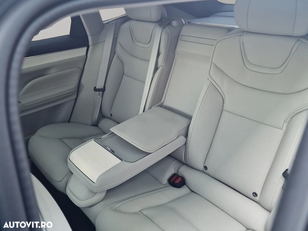 Volvo ES90 - 14