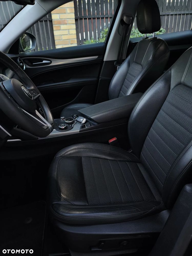Alfa Romeo Stelvio 2.2 16V AT8 Q4 Super - 26
