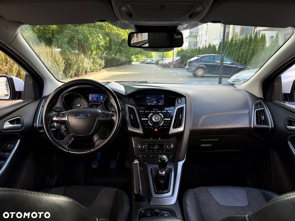 Ford Focus 1.6 EcoBoost Titanium - 7