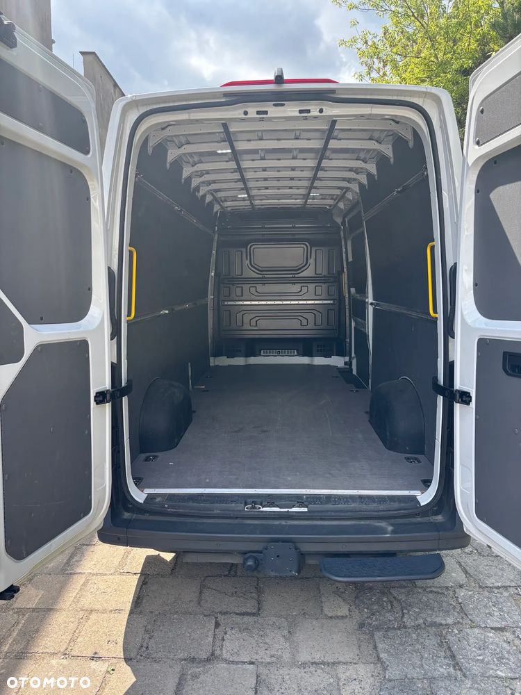 Volkswagen Crafter - 21