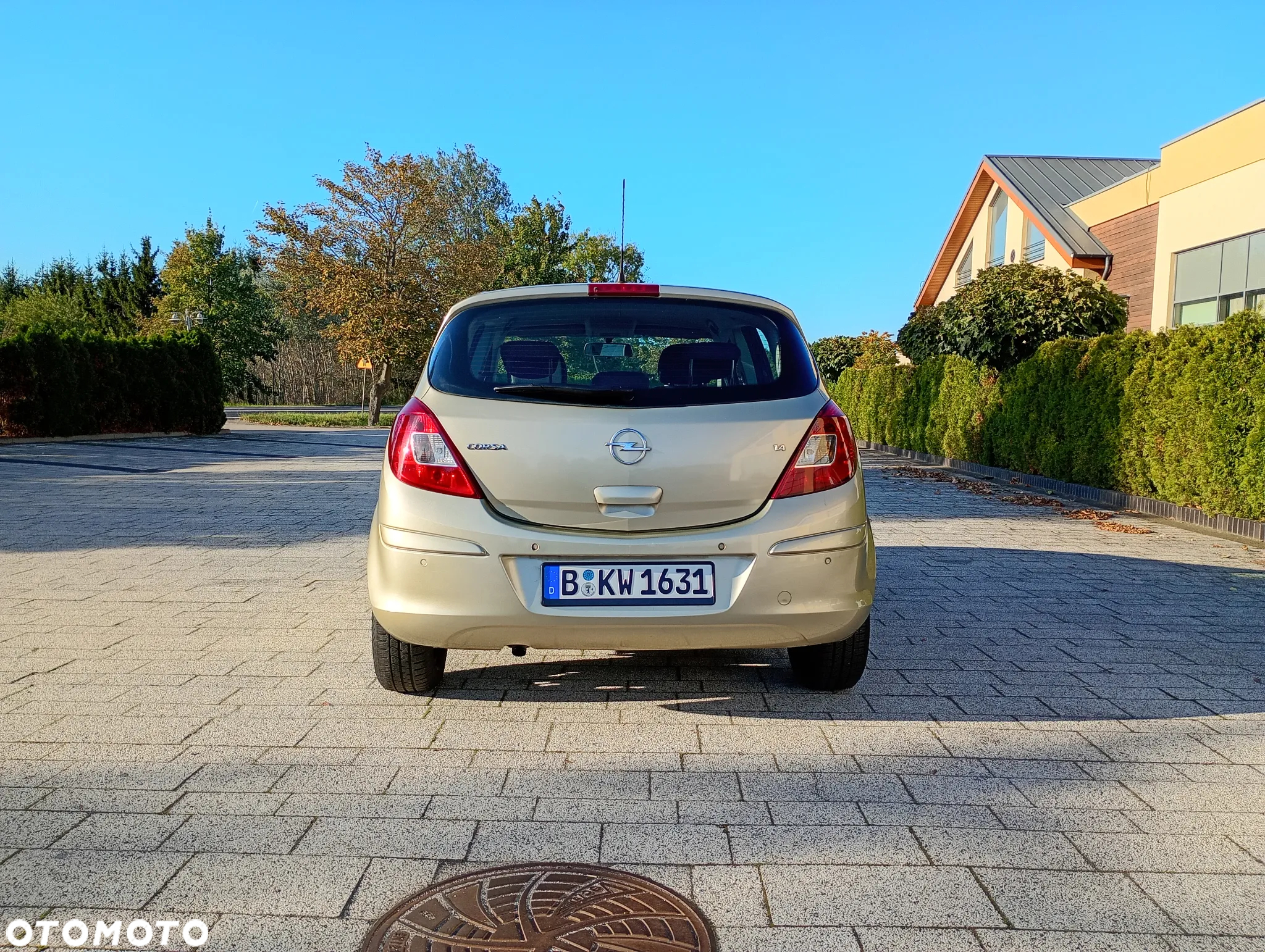 Opel Corsa 1.4 16V Edition - 9