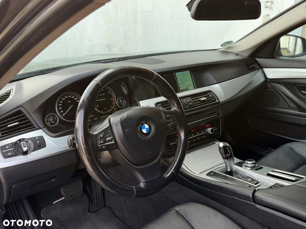 BMW Seria 5 520d BluePerformance - 26