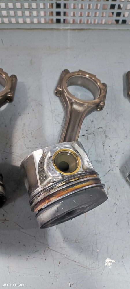 Piston pistoane volkswagen vw passat B5.5 cod motor AVF - 11