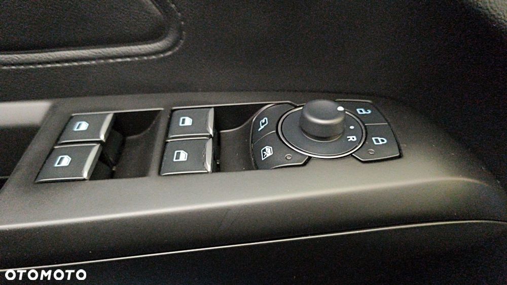 Ford Focus 1.0 EcoBoost mHEV Titanium X - 18