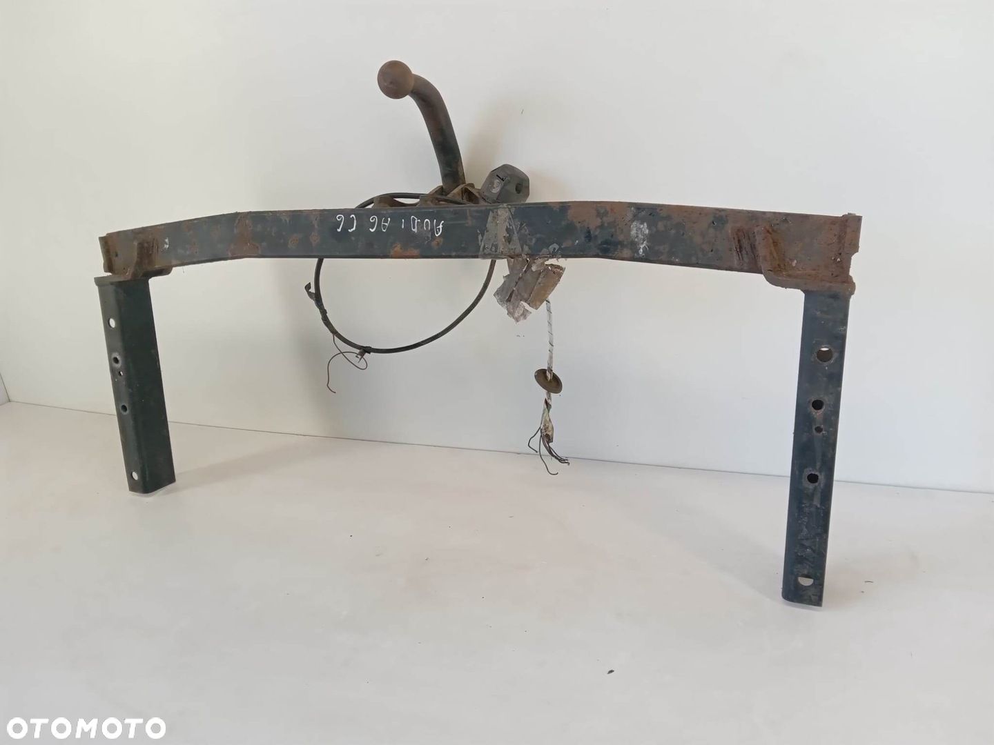 Hak HOLOWNICZY ZACZEP AUDI A6 C6 04-08 - 1