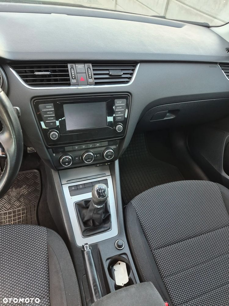 Skoda Octavia 1.6 TDI Green tec Elegance - 10