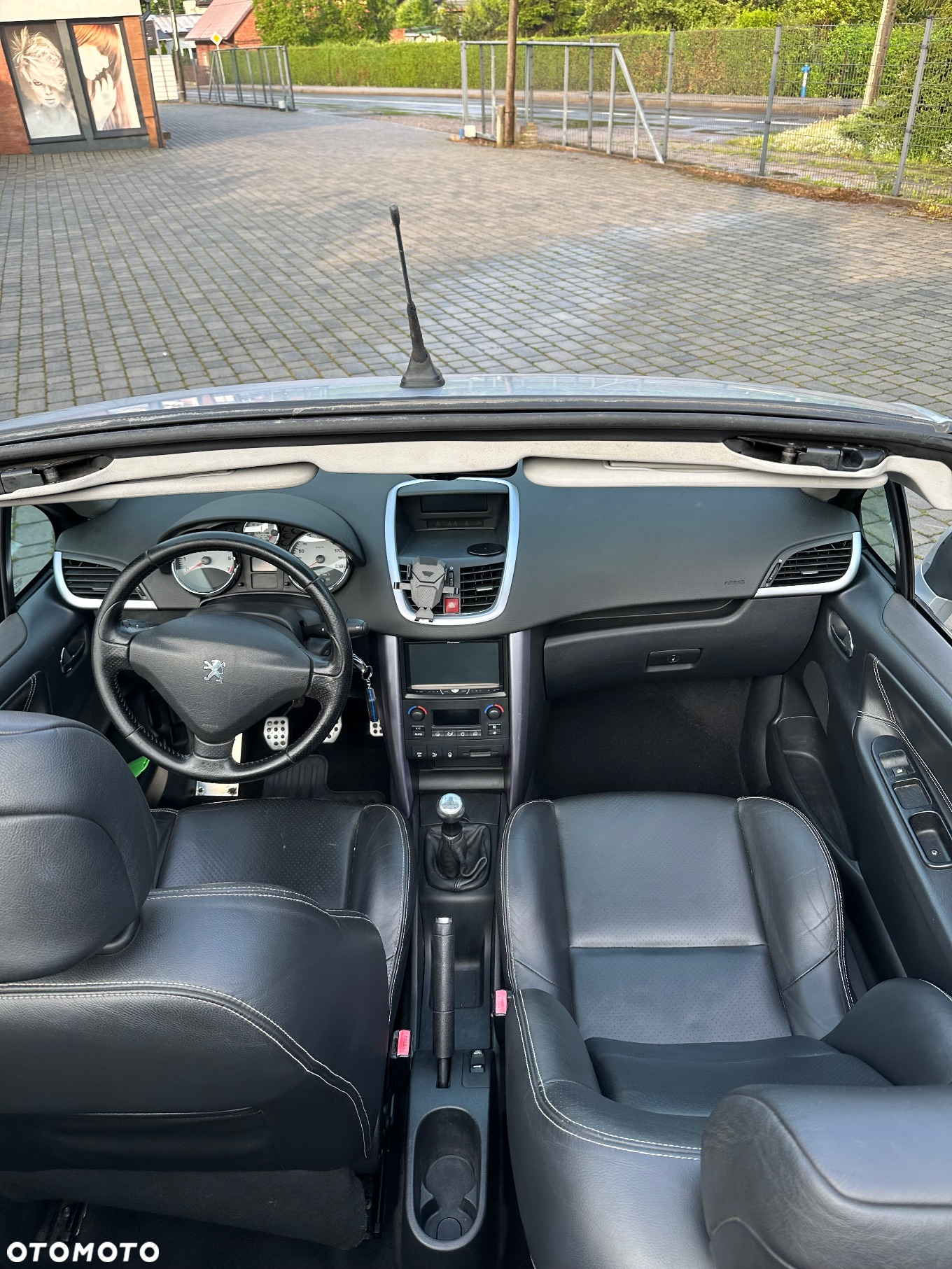 Peugeot 207 CC - 15