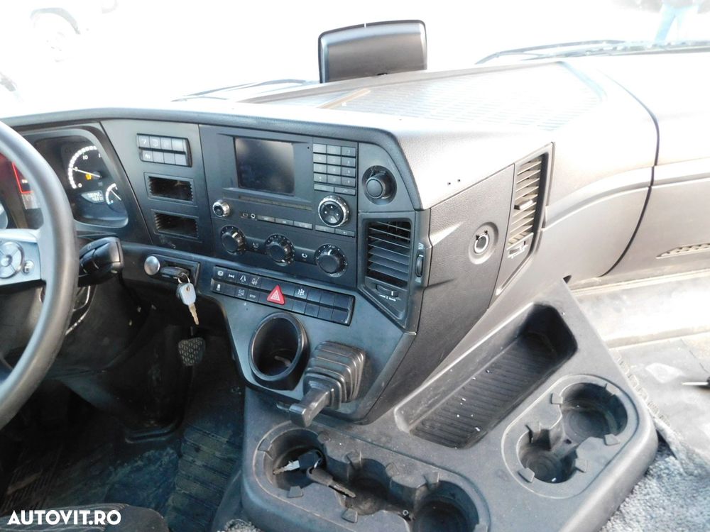 Mercedes-Benz Arocs - 7