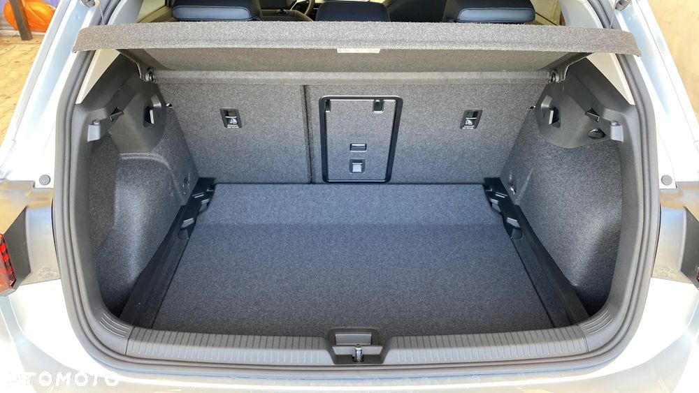 Volkswagen Golf 1.5 TSI Life Plus - 24