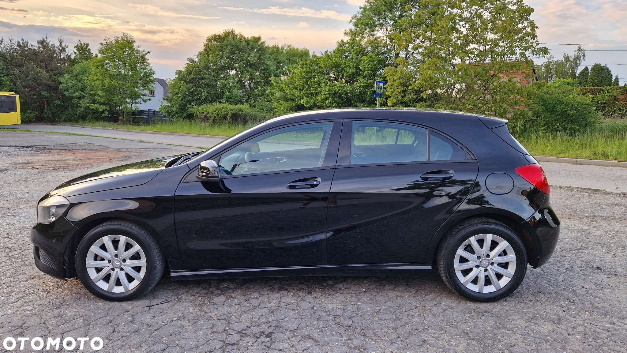 Mercedes-Benz Klasa A 180 CDI (BlueEFFICIENCY) 7G-DCT - 6