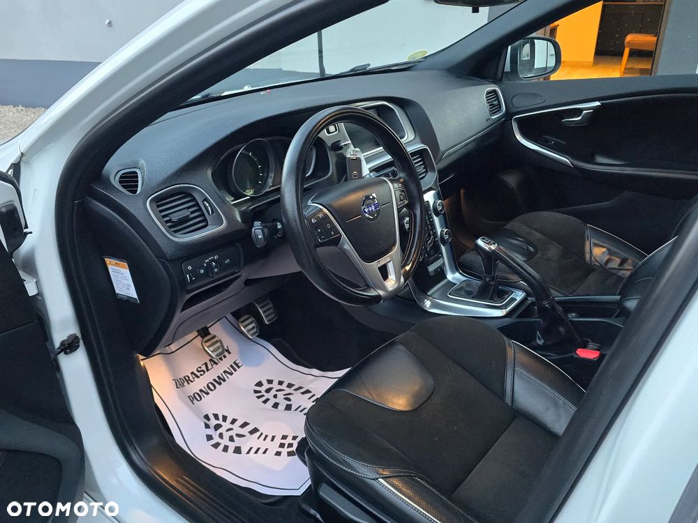 Volvo V40 D2 RDesign - 29