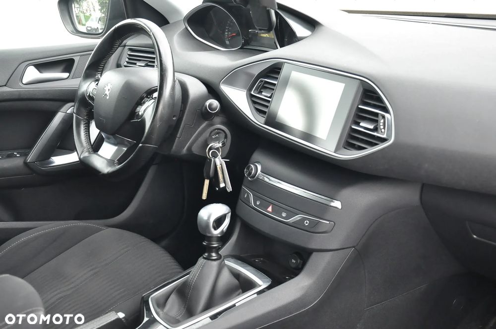 Peugeot 308 1.6 e-HDi Active S&S - 28