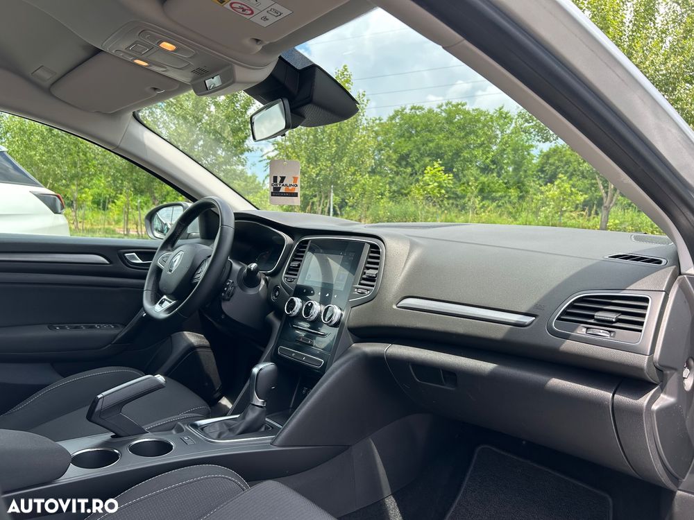 Renault Megane BLUE dCi 115 EDC Techno - 9