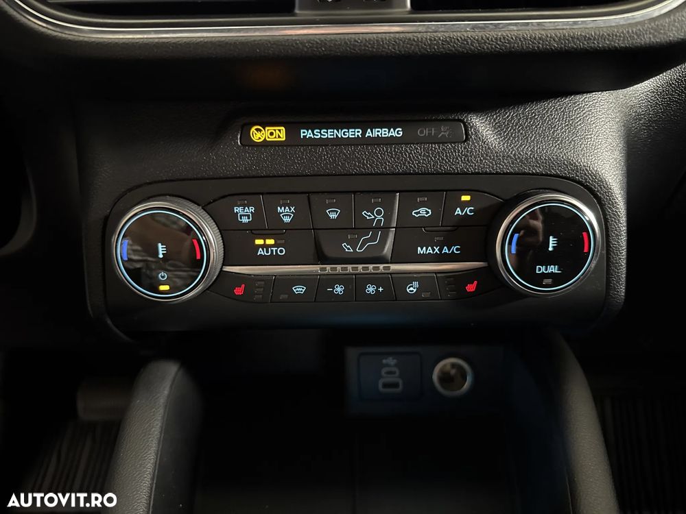 Ford Kuga - 19