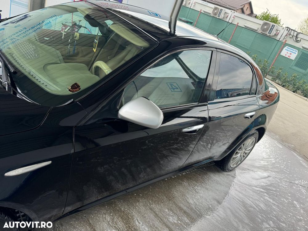 Alfa Romeo 159 1.9 Multijet 16v CM Emozione - 3