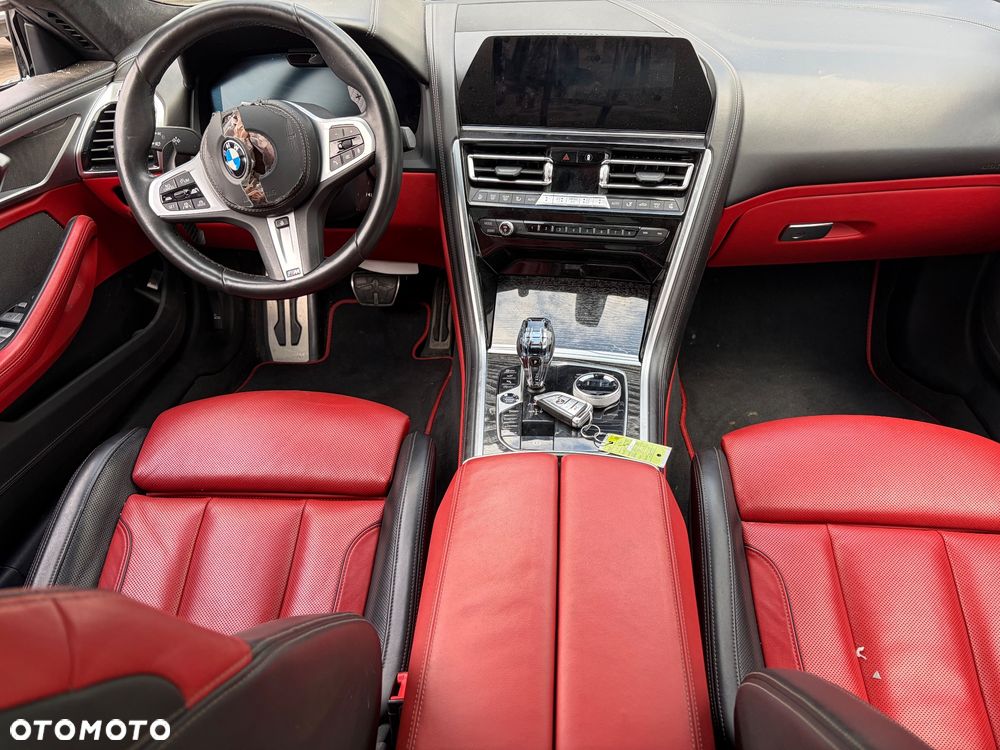 BMW Seria 8 - 13