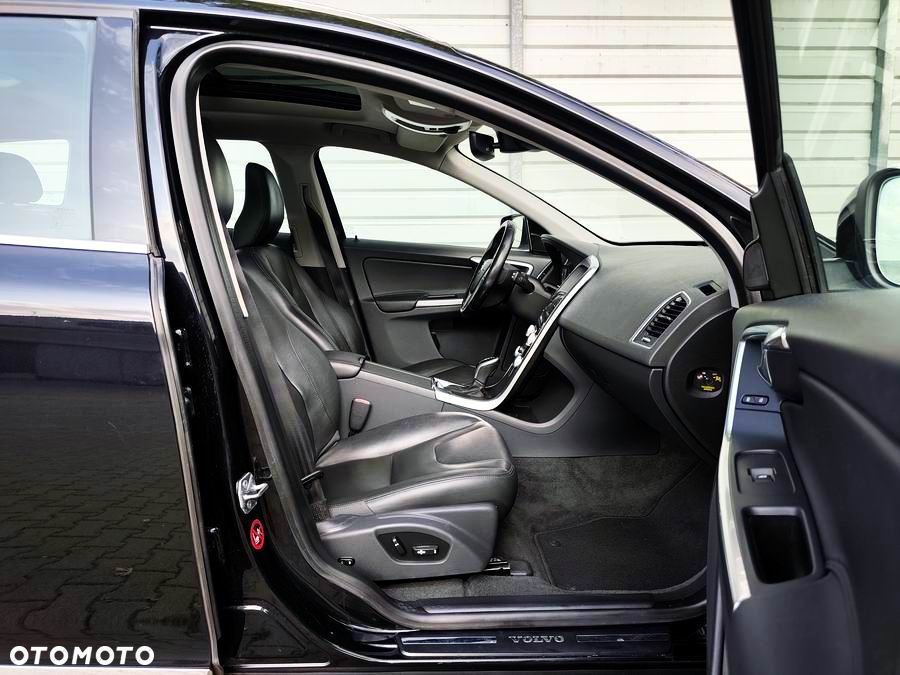 Volvo XC 60 D4 Geartronic Summum - 15