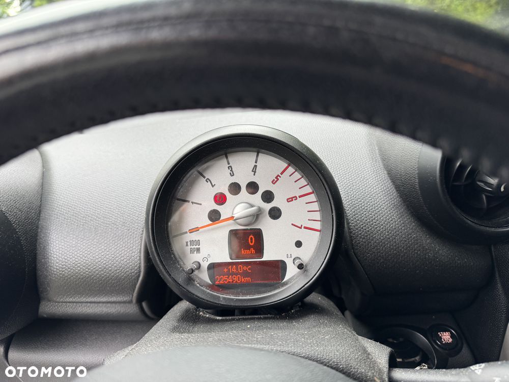 MINI Countryman Cooper D ALL4 - 11